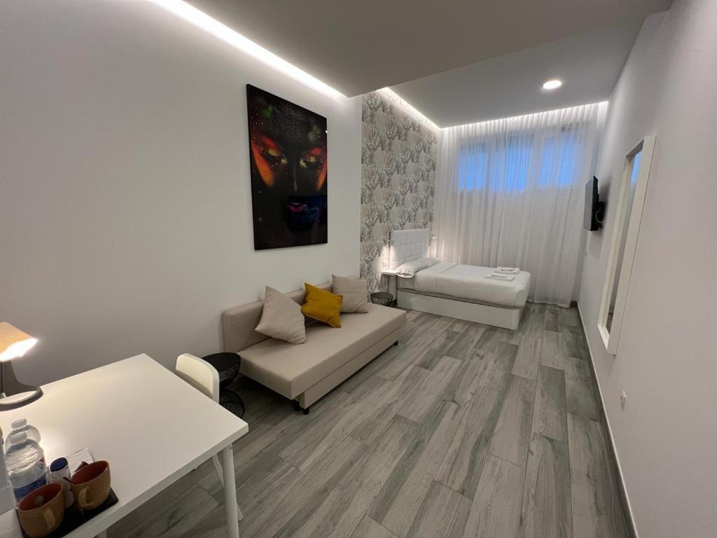 Habitacion Paris Style มาดริด ภายนอก รูปภาพ